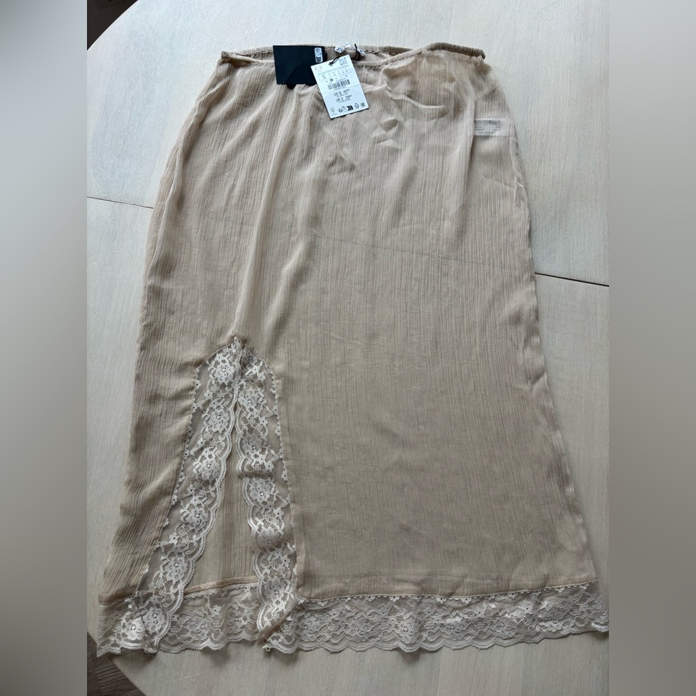 Zara Beige Lace Midi Skirt